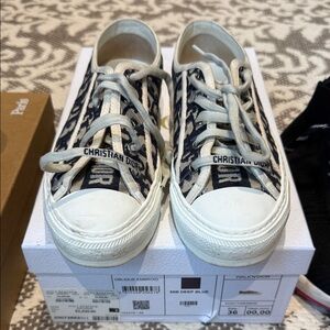 Christian Dior Oblique Low-Top Sneakers in Navy and White